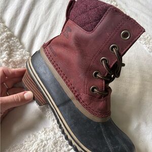 Sorel Burgundy and Charcoal Lace-Up Winter Boots